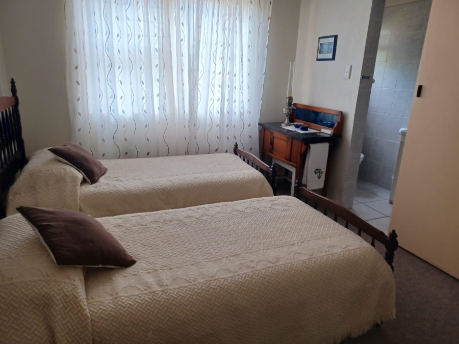 4 Bedroom Property for Sale in Stilbaai Wes Western Cape